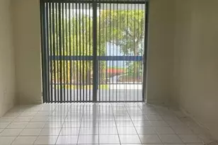 9460 Fontainebleau Blvd, Miami, FL 33172 - Photo 5