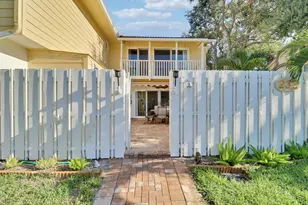 232 Seabreeze Cir, Jupiter, FL 33477 - Photo 3