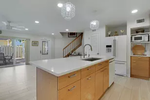 232 Seabreeze Cir, Jupiter, FL 33477 - Photo 11