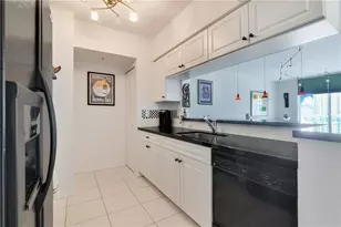 347 N New River Dr E, Fort Lauderdale, FL 33301 - Photo 5