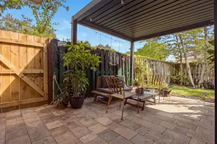 13278 NW 5th Ct, Plantation, FL 33325 - Photo 5
