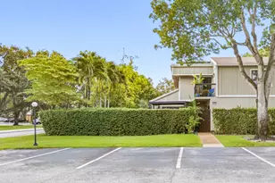 13278 NW 5th Ct, Plantation, FL 33325 - Photo 3