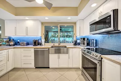 3460 NE 17th Terrace, Oakland Park, FL 33334 - Photo 13
