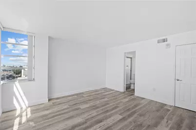 6855 Abbott Avenue #504, Miami Beach, FL 33141 - Photo 11