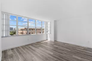 6855 Abbott Ave, Miami Beach, FL 33141 - Photo 9