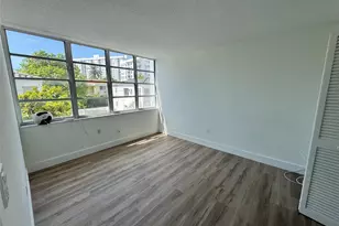 6855 Abbott Ave, Miami Beach, FL 33141 - Photo 11
