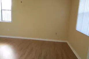 9389 NW 1st Ct, Pembroke Pines, FL 33024 - Photo 5
