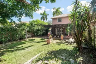 105 Plumage Ln, West Palm Beach, FL 33415 - Photo 25