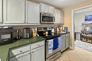 9 Royal Palm Way, Boca Raton, FL 33432 - Photo 3