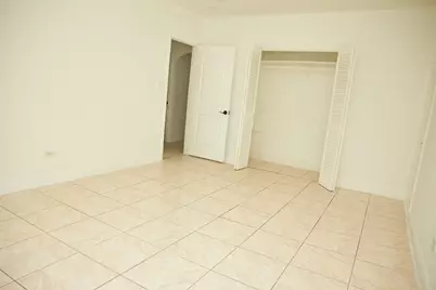 25 NE 43rd Street, Miami, FL 33137 - Photo 13
