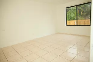 25 NE 43rd St, Miami, FL 33137 - Photo 7