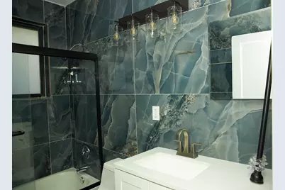 25 NE 43rd Street, Miami, FL 33137 - Photo 21