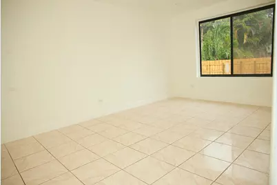 25 NE 43rd Street, Miami, FL 33137 - Photo 7