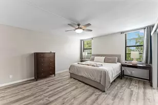 2205 S Cypress Bend Dr, Pompano Beach, FL 33069 - Photo 17