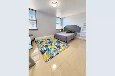 427 Golden Isles Drive #10D, Hallandale Beach, FL 33009 - Photo 3