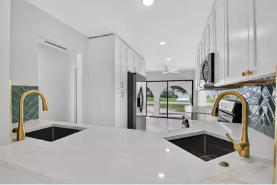 4398 NE 5th Avenue, Boca Raton, FL 33431 - Photo 17