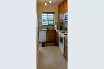 2100 NE 38th Street #218, Lighthouse Point, FL 33064 - Photo 5