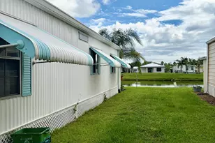 10 La Paloma Ln, Port Saint Lucie, FL 34952 - Photo 3