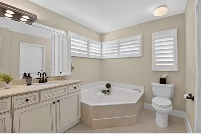 5606 Aspen Ridge Circle, Delray Beach, FL 33484 - Photo 13