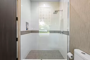 2424 NE 27th Ave, Fort Lauderdale, FL 33305 - Photo 17