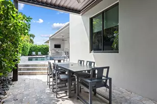 2424 NE 27th Ave, Fort Lauderdale, FL 33305 - Photo 35