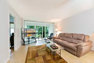 101 Royal Pk Dr, Oakland Park, FL 33309 - Photo 9