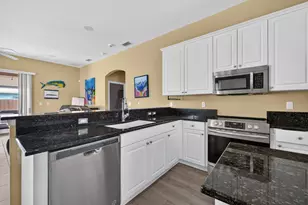 1402 SW Abingdon Ave, Port Saint Lucie, FL 34953 - Photo 13