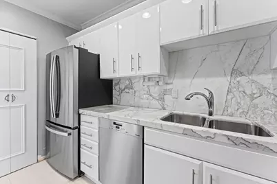 2275 S Ocean Boulevard #309A, Palm Beach, FL 33480 - Photo 9