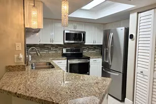 1000 Crestwood Ct S, Royal Palm Beach, FL 33411 - Photo 3