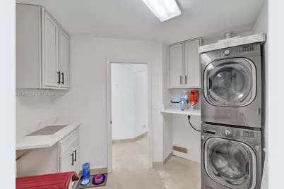4495 Woodfield Boulevard, Boca Raton, FL 33434 - Photo 35