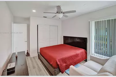 4495 Woodfield Boulevard, Boca Raton, FL 33434 - Photo 25