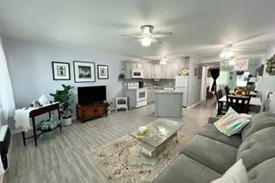 226 Durham E, Deerfield Beach, FL 33442 - Photo 3