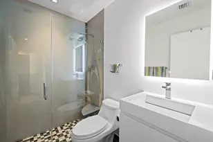 900 NE 4th St, Fort Lauderdale, FL 33301 - Photo 33