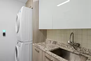 900 NE 4th St, Fort Lauderdale, FL 33301 - Photo 13