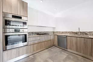 900 NE 4th St, Fort Lauderdale, FL 33301 - Photo 11