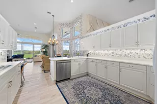 64 Cayman Pl, Palm Beach Gardens, FL 33418 - Photo 9