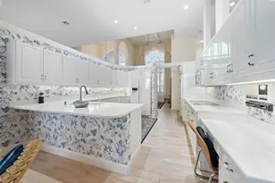 64 Cayman Pl, Palm Beach Gardens, FL 33418 - Photo 11