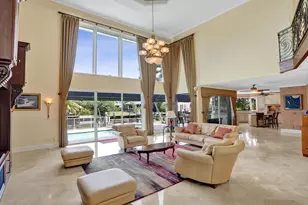 2875 NE 25th Ct, Fort Lauderdale, FL 33305 - Photo 13