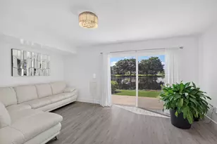 9730 NW 23rd Ct, Pembroke Pines, FL 33024 - Photo 13