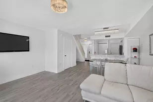 9730 NW 23rd Ct, Pembroke Pines, FL 33024 - Photo 15