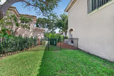 9730 NW 23rd Court #15, Pembroke Pines, FL 33024 - Photo 39