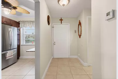 136 Lake Rebecca Drive, West Palm Beach, FL 33411 - Photo 7
