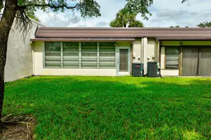 136 Lake Rebecca Dr, West Palm Beach, FL 33411 - Photo 91