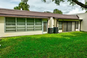 136 Lake Rebecca Dr, West Palm Beach, FL 33411 - Photo 95
