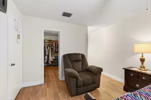 136 Lake Rebecca Dr, West Palm Beach, FL 33411 - Photo 39