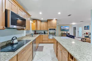 1577 Thumb Point Dr, Fort Pierce, FL 34949 - Photo 13
