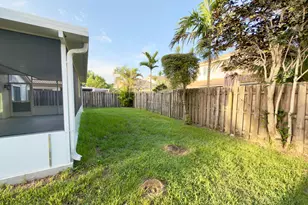 3154 NW 72nd Ave, Margate, FL 33063 - Photo 25
