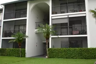1105 Green Pine Blvd, West Palm Beach, FL 33409 - Photo 3