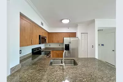 6400 Emerald Dunes Drive #104, West Palm Beach, FL 33411 - Photo 5