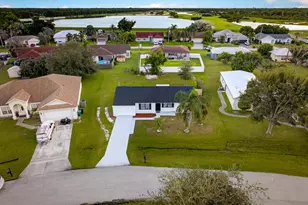 2557 SE Robin Cir, Port Saint Lucie, FL 34952 - Photo 29